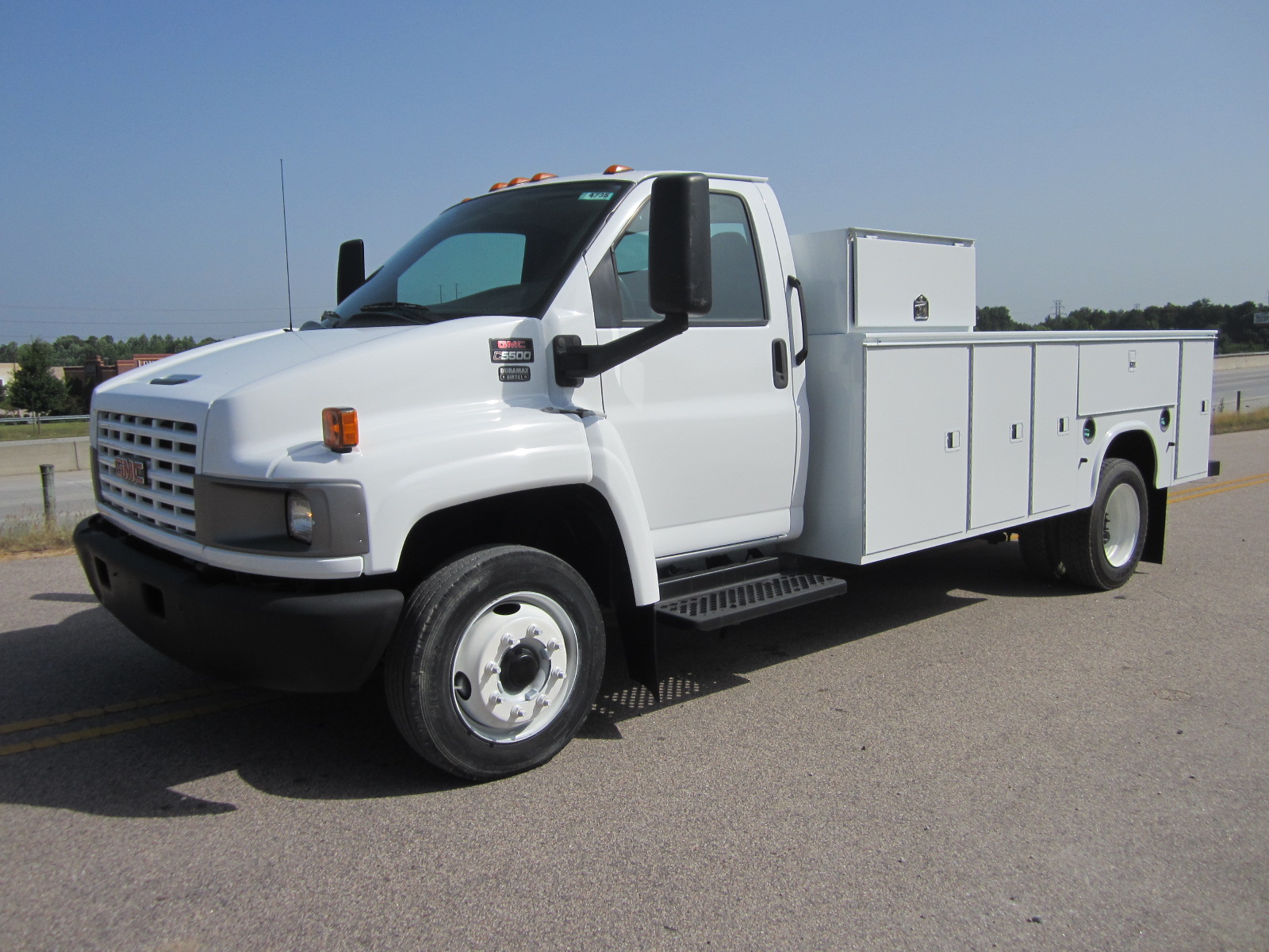 Gmc c5500 truck