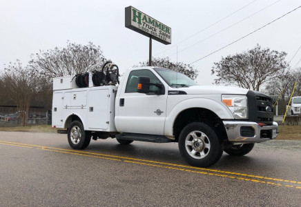 Ford F 250 8 Utility Truck 44 2013