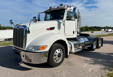 Image for Peterbilt 386 Tandem Axle Daycab, 2014