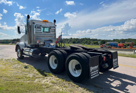 Image for Kenworth T800 Tandem Axle Daycab, 2009