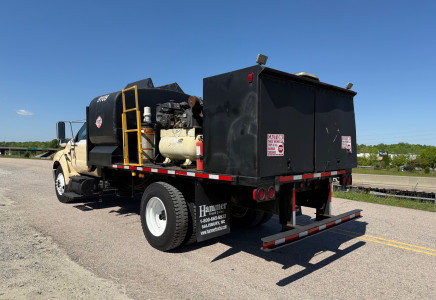 Image for Ford F-750 XLT 16' Flatbed w/ Fuel/Lube/Service System, 2008