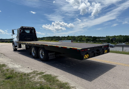 Image for Peterbilt 348 29' Century Hydraulic Tail Truck, 2015