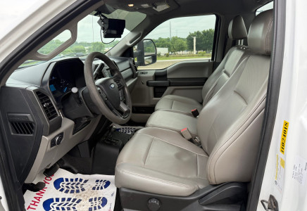 Image for Ford F-550 4x4 Lube/Utility/Service Truck w/ #3,200lb Crane, 2019