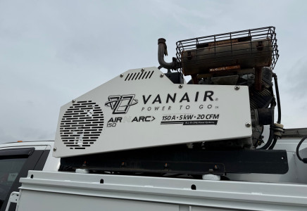 Image for Ford F-550 4x4 Lube/Utility/Service Truck w/ #3,200lb Crane, 2019