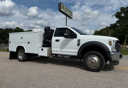 Image for Ford F-450 9' Reading Utility/Lube/Service 4x4 Truck, 2019