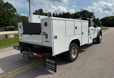 Image for Ford F-450 9' Reading Utility/Lube/Service 4x4 Truck, 2019