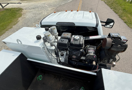 Image for Ford F-450 9' Reading Utility/Lube/Service 4x4 Truck, 2019