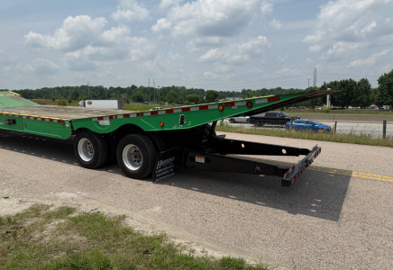 Image for Landoll 930 48' Sliding Tail Trailer, 2015