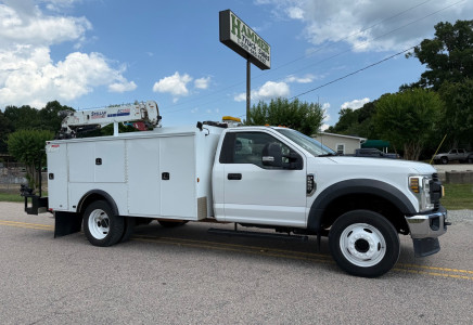 Image for Ford F-550 4x4 11' Utility/Lube/Service Truck w/ Crane, 2019