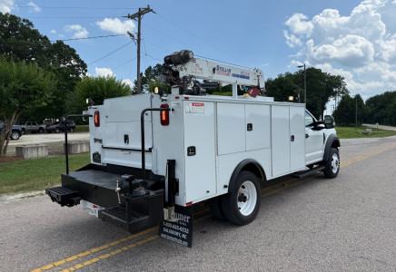 Image for Ford F-550 4x4 11' Utility/Lube/Service Truck w/ Crane, 2019