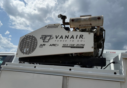 Image for Ford F-550 4x4 11' Utility/Lube/Service Truck w/ Crane, 2019