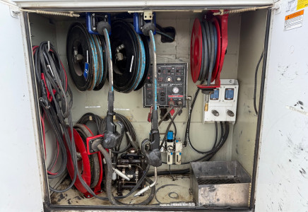 Image for Ford F-550 4x4 11' Utility/Lube/Service Truck w/ Crane, 2019