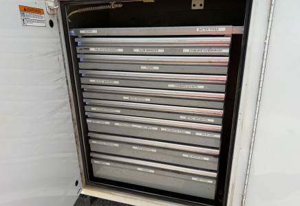 Image for Ford F-550 4x4 11' Utility/Lube/Service Truck w/ Crane, 2019