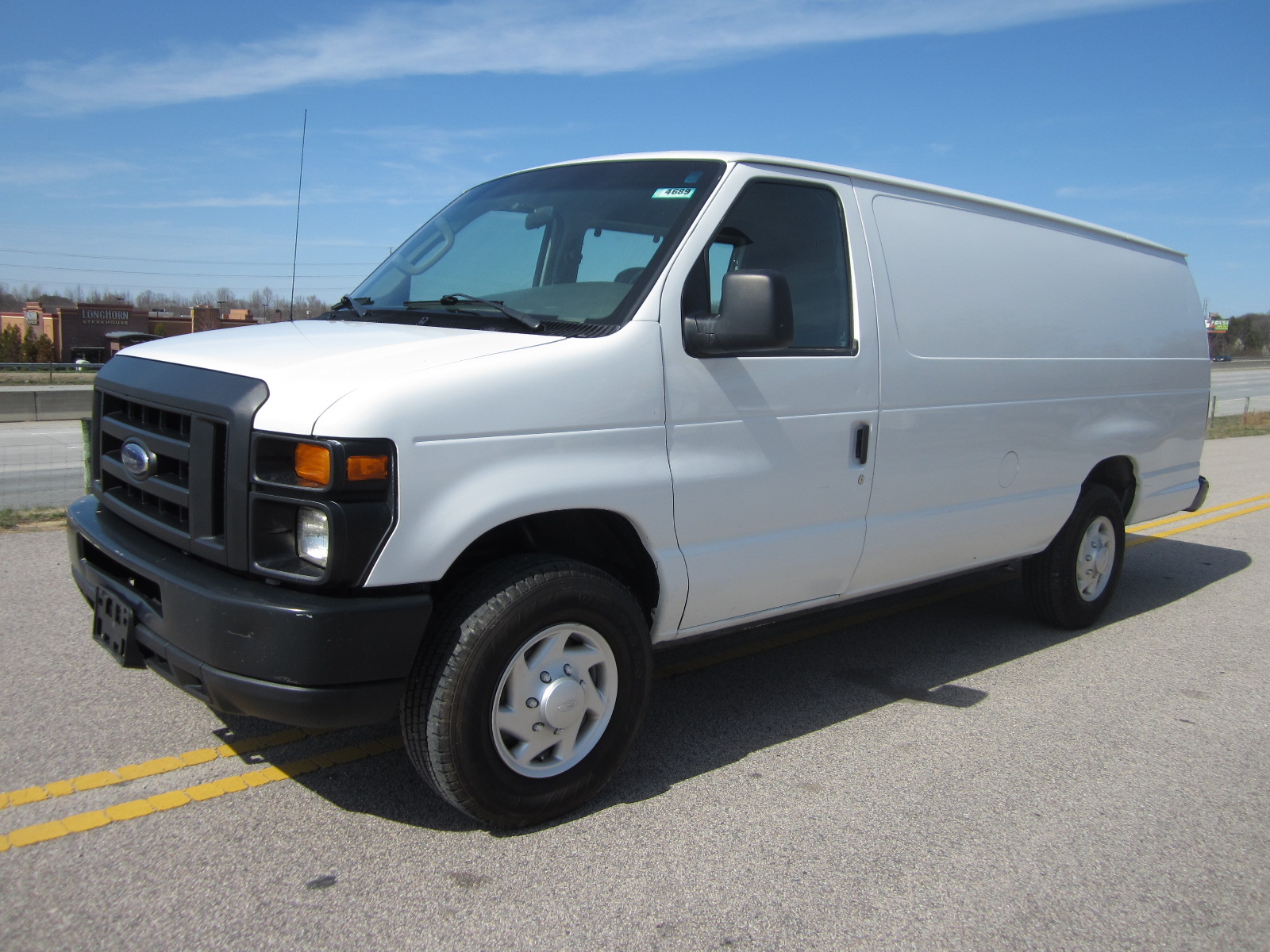 2008 Ford e250 cargo van #2