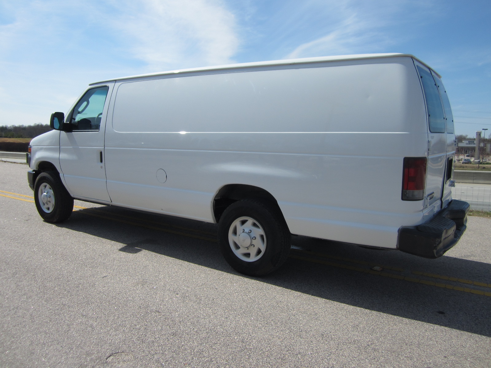 2008 Ford extended cargo van #9